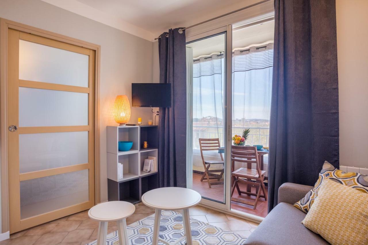 Appartement 2 Pieces Avec Balcon Toulon Dış mekan fotoğraf